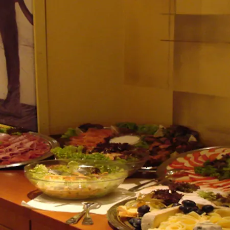 Filmhotel Lili Marleen 호텔 포츠담