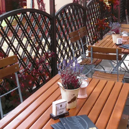 Filmhotel Lili Marleen 3*