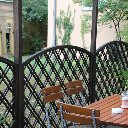 Filmhotel Lili Marleen 호텔 3*