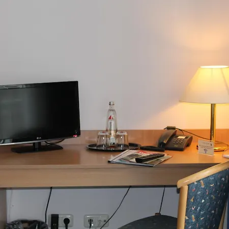 Filmhotel Lili Marleen 호텔 3*