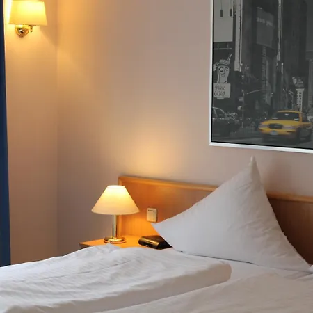 Filmhotel Lili Marleen 3* Potsdam