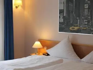 Filmhotel Lili Marleen Hotel 3*