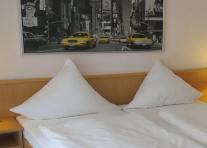 ホテル Filmhotel Lili Marleen 3*