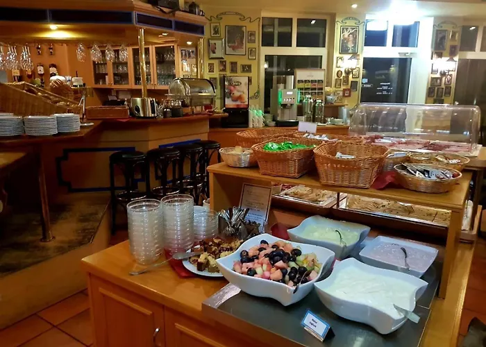 Filmhotel Lili Marleen 3*