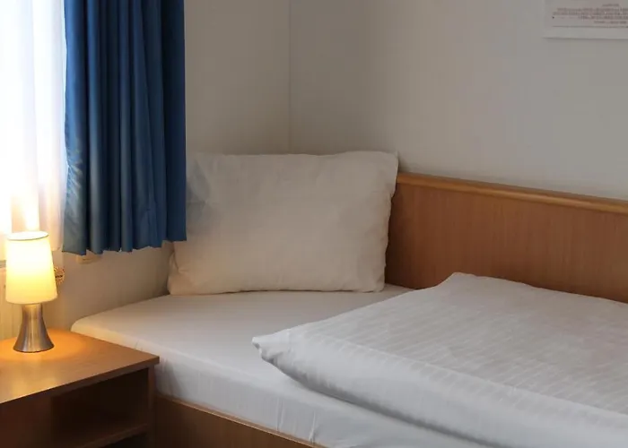 ホテル Filmhotel Lili Marleen ポツダム