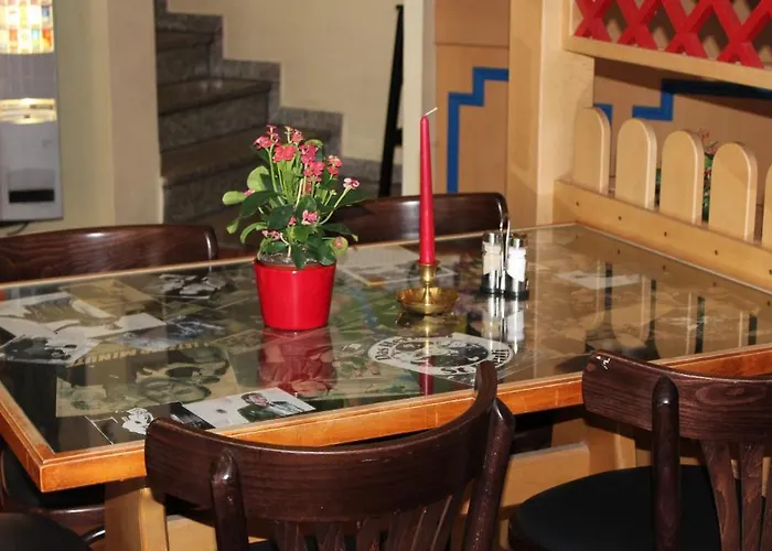 Filmhotel Lili Marleen 酒店 3*